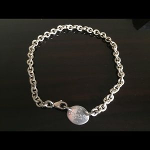 Tiffany & co. New York sterling silver choker.